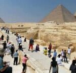 Turisty v Egipte